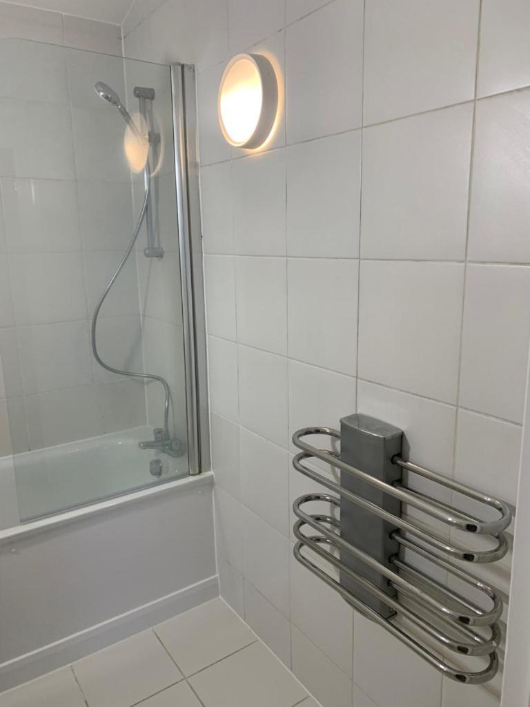 Spaciously Renovated 2bd Flat - Camden Appartamento *