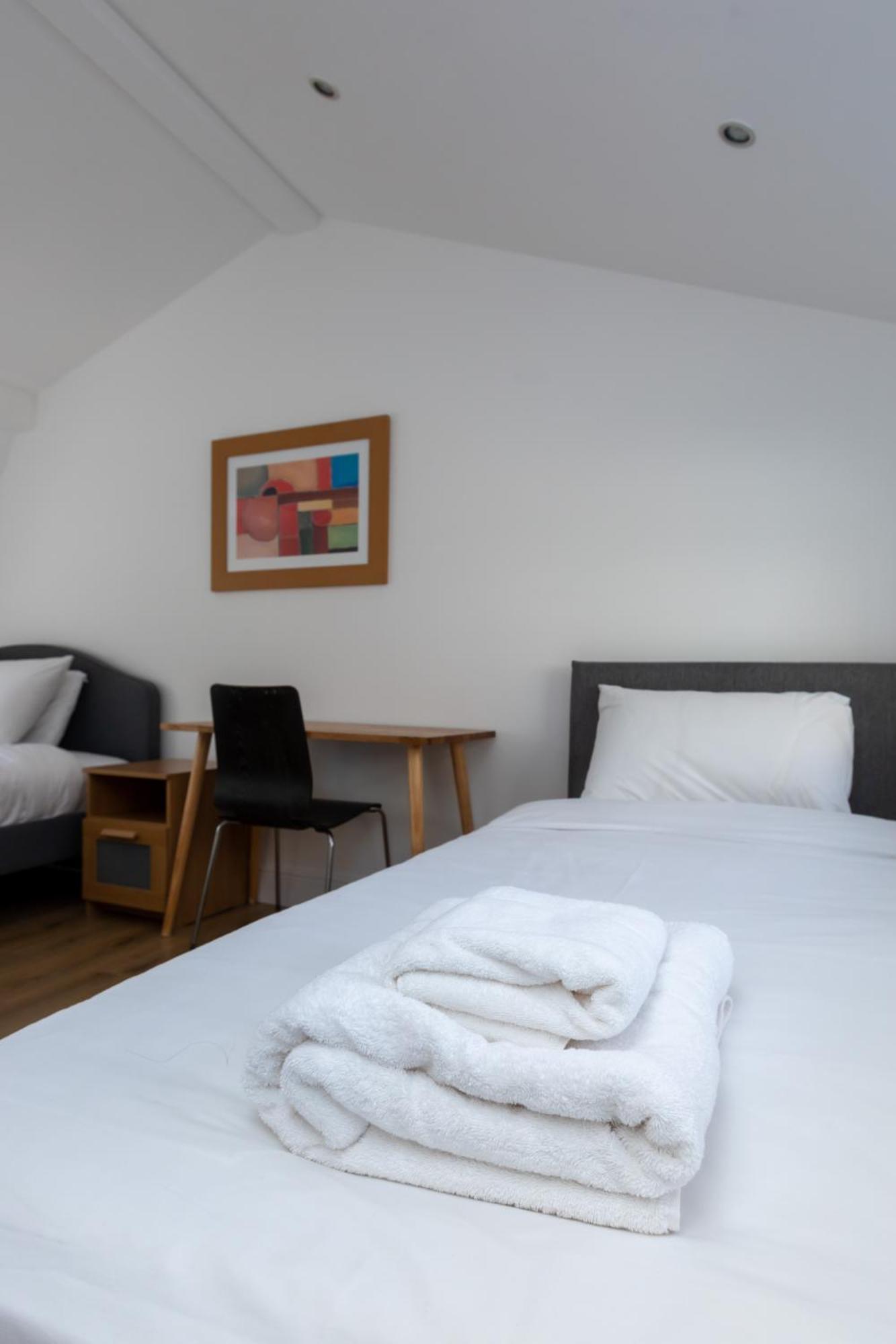 Spaciously Renovated 2bd Flat - Camden Appartamento