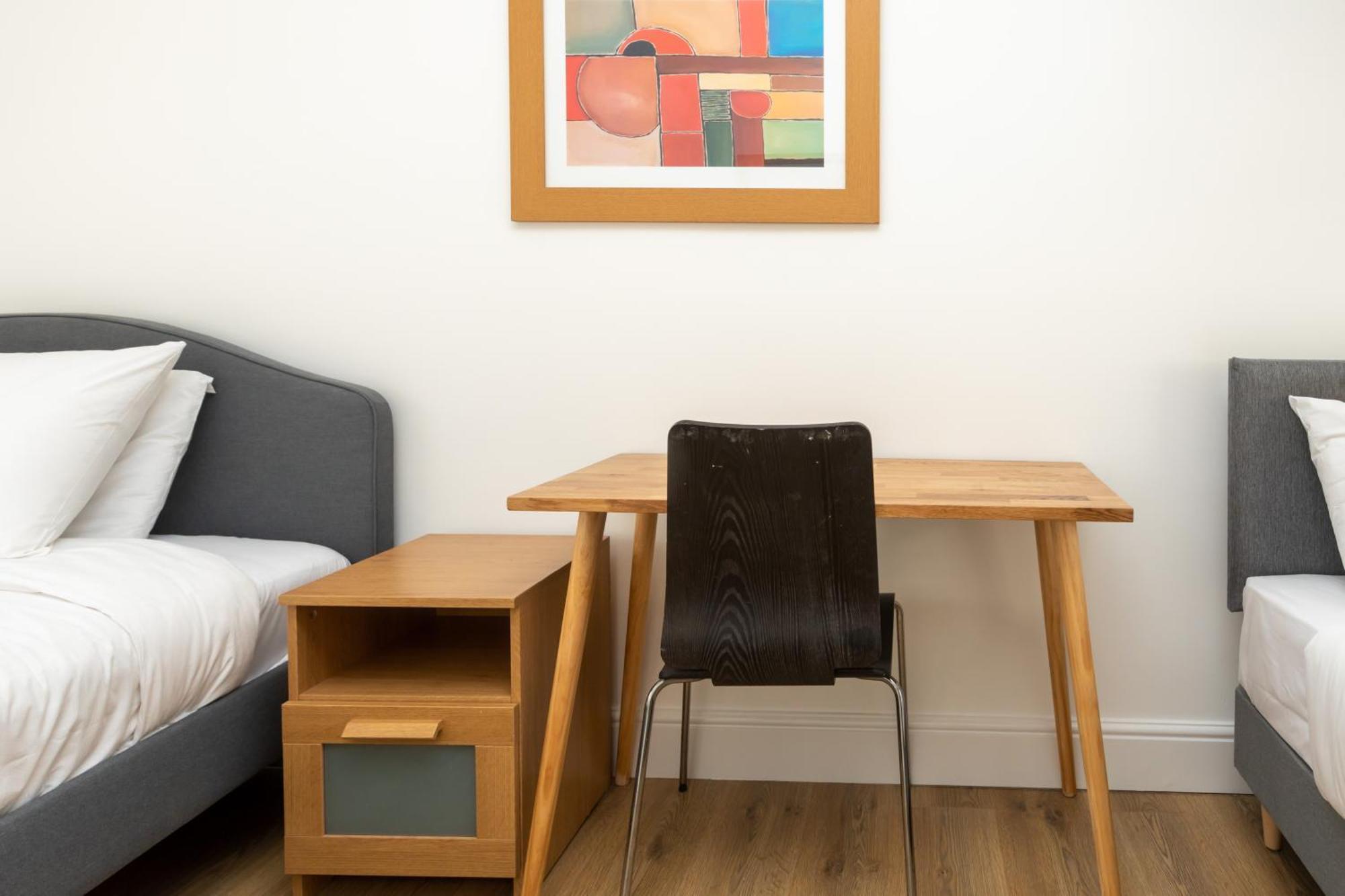 Spaciously Renovated 2bd Flat - Camden * Londra
